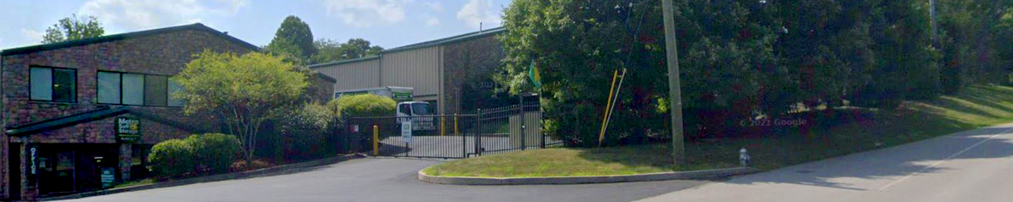 Self storage facility